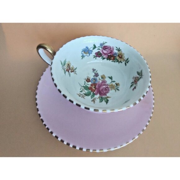 Vintage Pink Royal Chelsea Widemouth Tea Cup and saucer Pat.# 1699 1960's - Picture 3 of 11